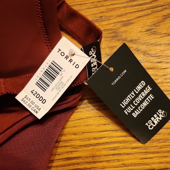 Women's Red Bra - Picture 3 of 4